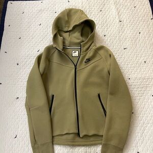 Kids XL Nike tech sweatshirt